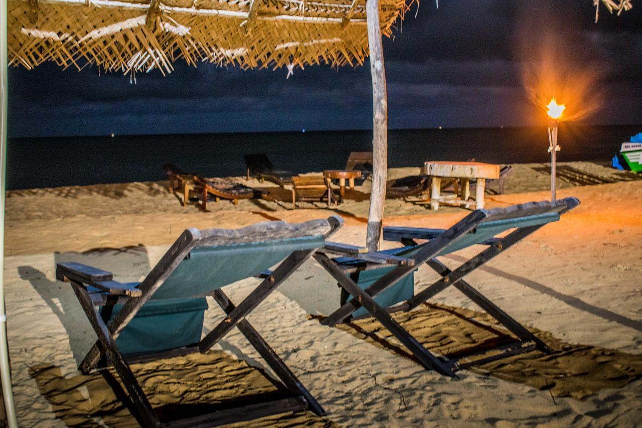 Omeesha Beach Hotel Kalpitiya Exterior foto